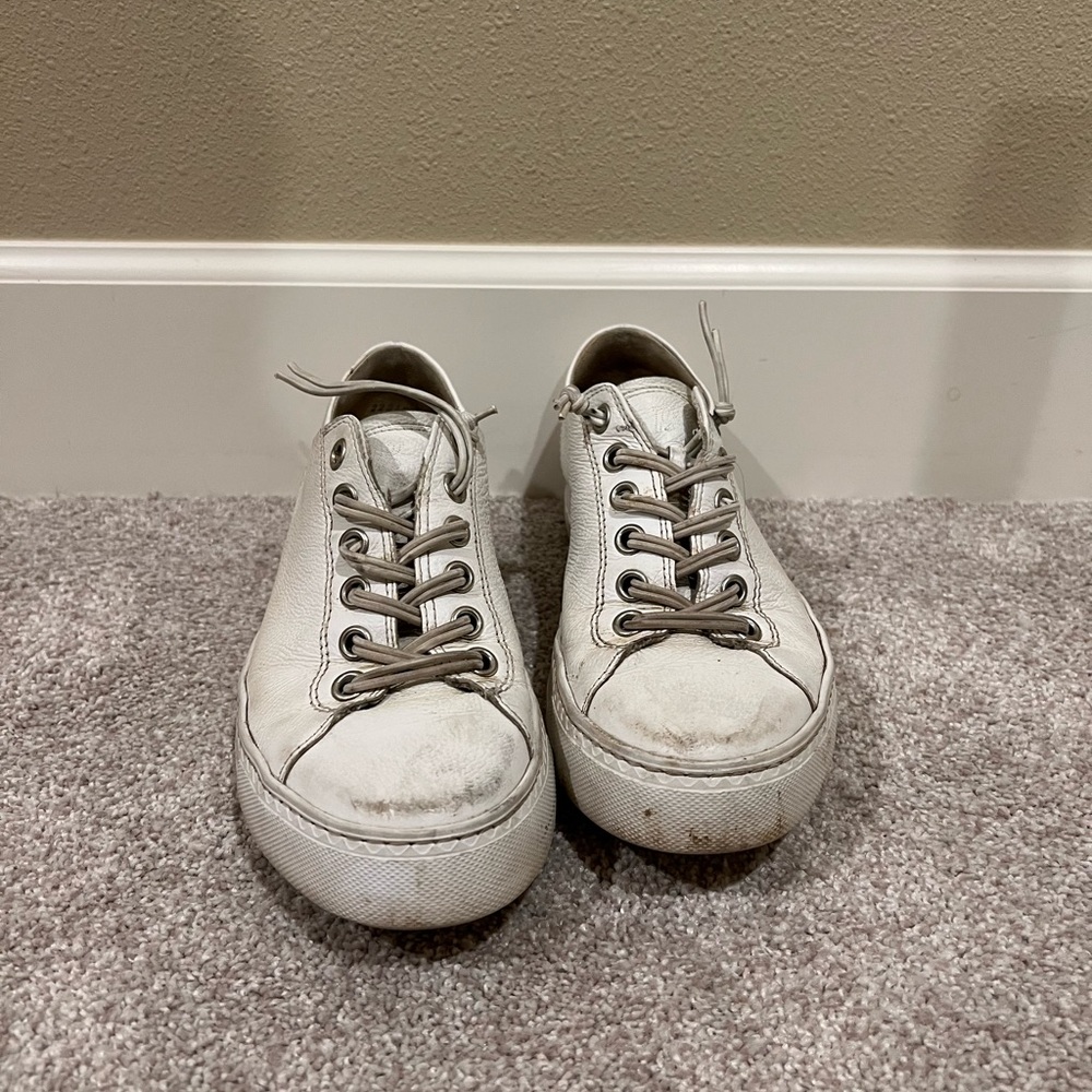 COPY - • Paul Green Sneakers •